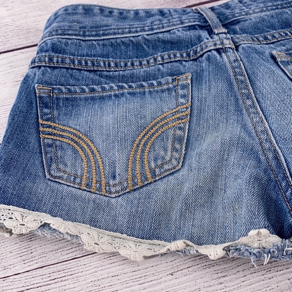 Hollister Short-Short Floral Lace Denim Jeans 25 - Picture 13 of 13
